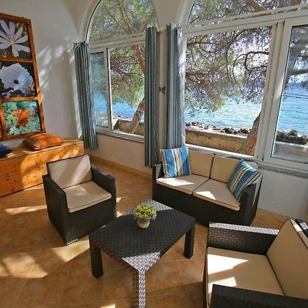 Seafront Beach Apartment - Directly At The Beach Zadar Eksteriør billede