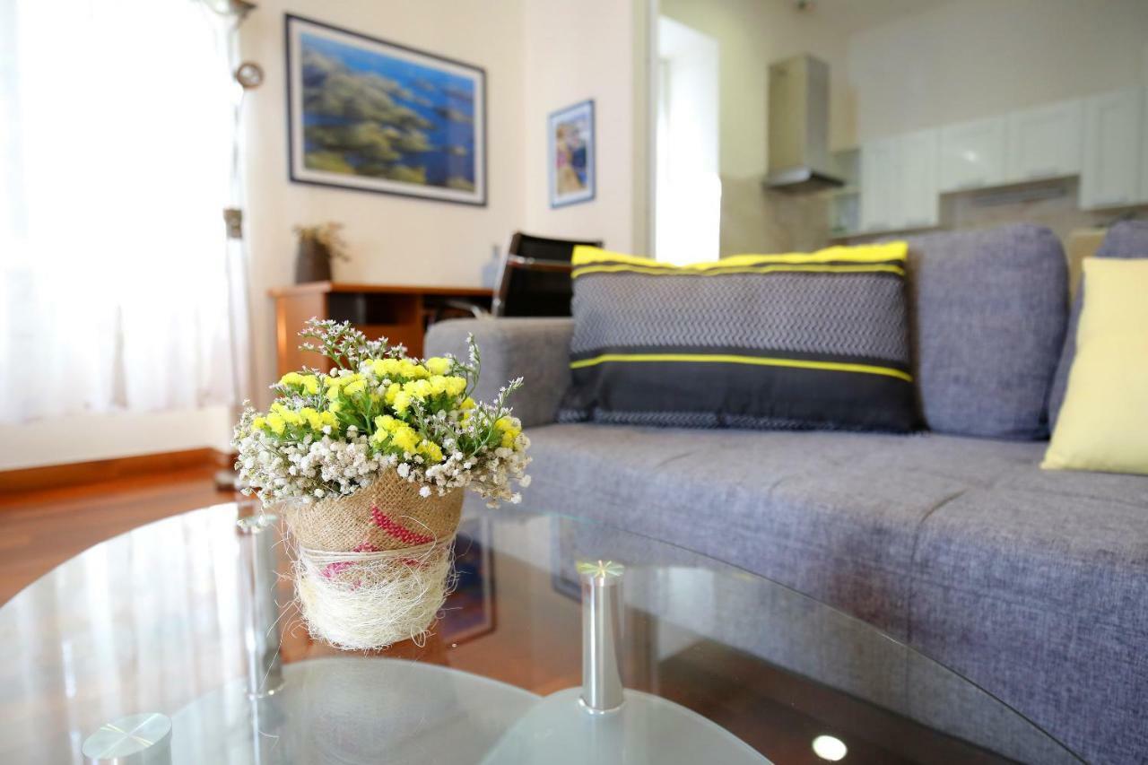Seafront Beach Apartment - Directly At The Beach Zadar Eksteriør billede